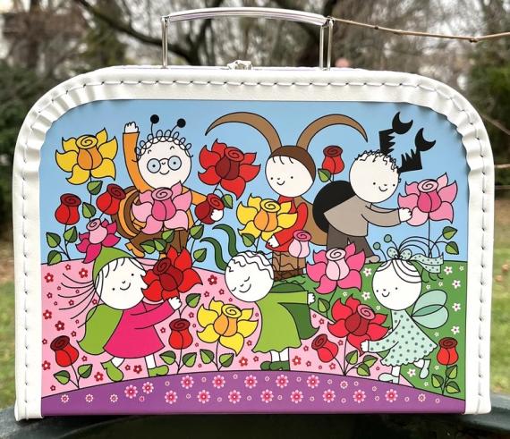 Bogyó és Babóca kisbőrönd - Kertészes Bogyó és Babóca kisbőrönd - Kertészes